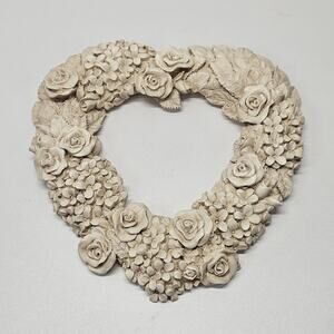 Vintage 90s Resin Floral Heart Hydrangea Wreath Wall Hanging Cottage Shabby Chic